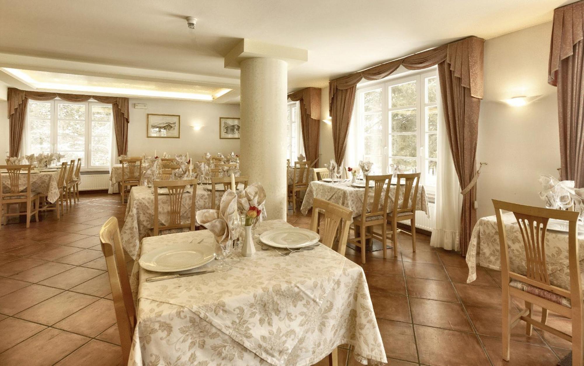 Hotel Majon Miramonti 까나제이 외부 사진