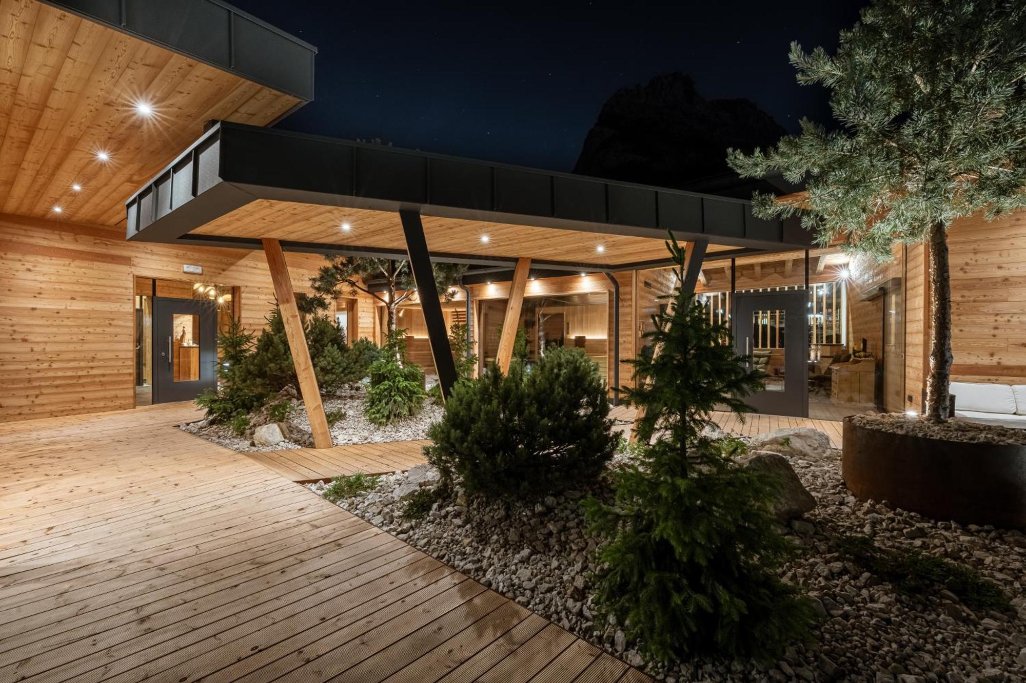 Hotel Majon Miramonti 까나제이 외부 사진